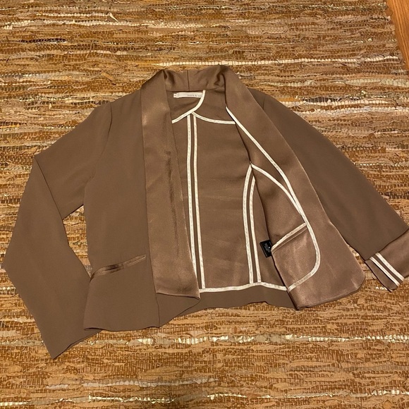MONK & LOU Bronze Blazer (size M) - Picture 11 of 11